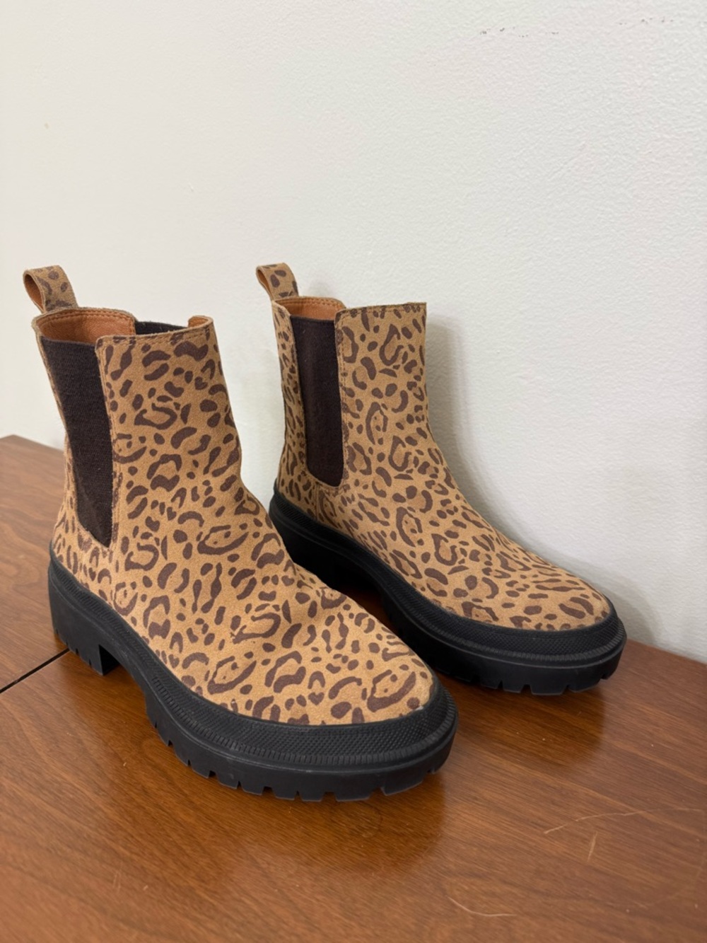 {7.5} Lucky Brand Ellerey Leopard Print Suede Block Heel Lug Sole Chelsea Boots